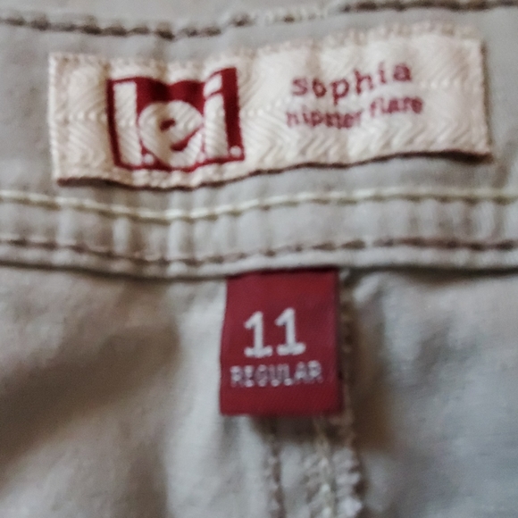 Kaki pants size 11 - Picture 4 of 4